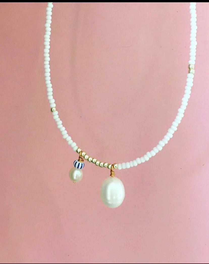 Golden pearl necklace