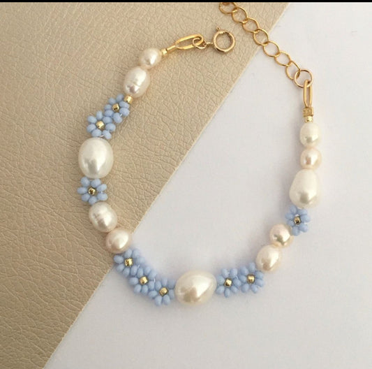 Baby blue bloom bracelet