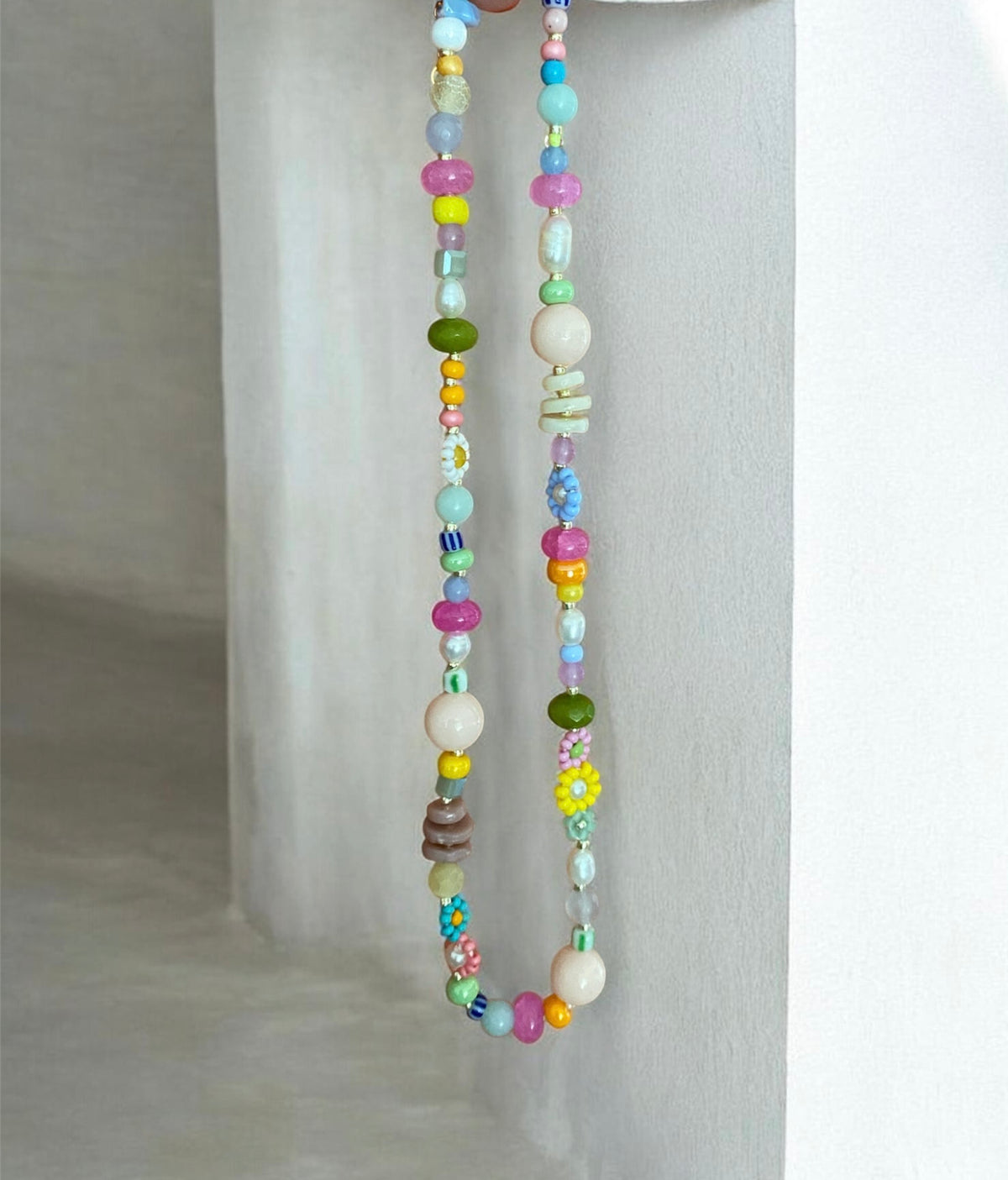 Beaded delicate flower necklace