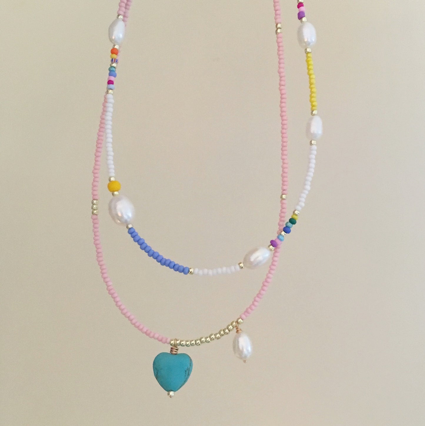 Colorful bead and pearl necklace set